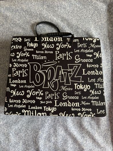 bratz carry case