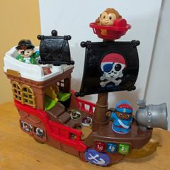 Toy ship