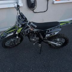 Dirt bike
