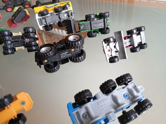 20 Construction And Farm Toy Cars