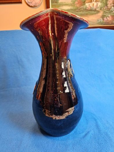 Beautiful Stately Colm De Ris Vase