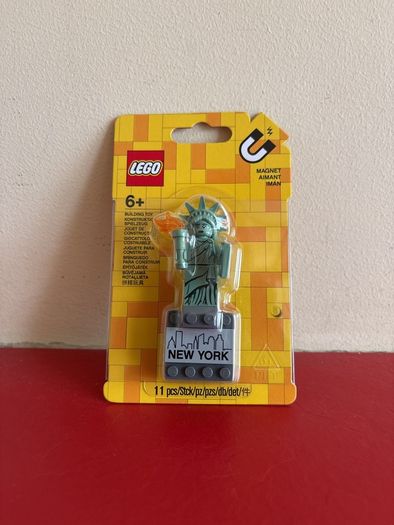 lego Statue of Liberty magnet