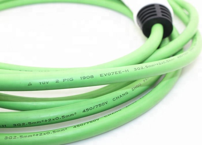 Mitsubishi Outlander | EV charging cable | Type 1 | 5M