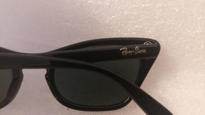 Brand New Childrens RayBan Miss Burbank Kids