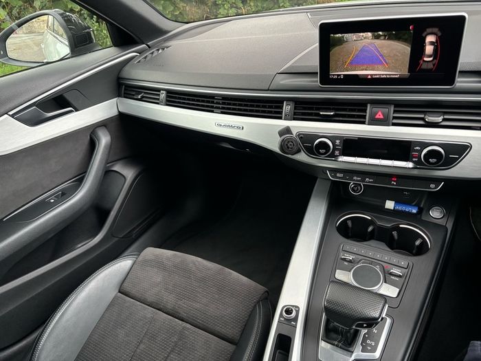 2019 Audi A4 Quattro (LOW KMS)