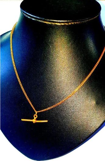 Pristine Vintage 9k Solid Gold T-Bar Necklace