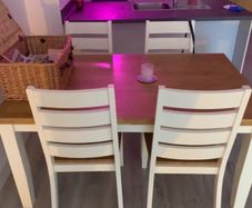 Table & chairs