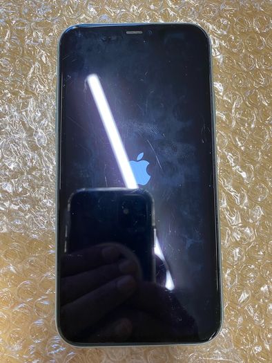 iPhone 11 64GB GreenCharger
