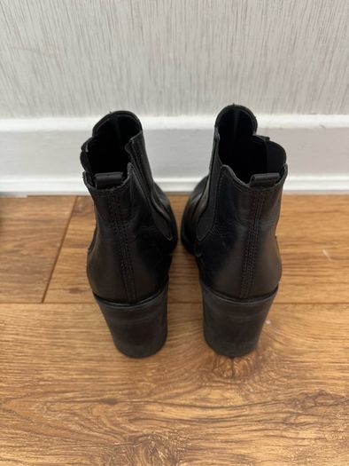 Leather ankle boots, size 37