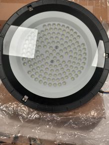 UFO LED LIGHT 100W (brand new in box)