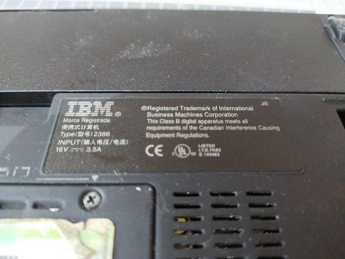 IBM ThinkPad X40 laptop