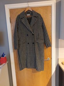 Dunnes  Stores  Gallery  Long Coat.  S.14.