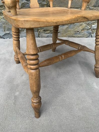 Victorian Elm and Ash Windsor Armchair.