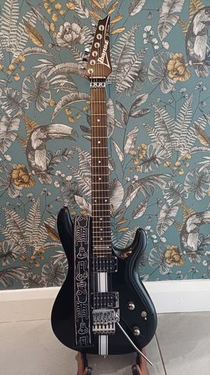 Ibanez JS100 Joe Satriani