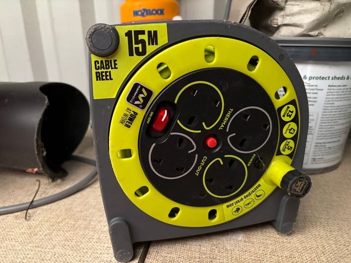 Cable reel
