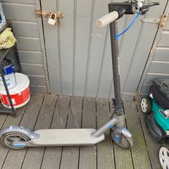 electric scooter