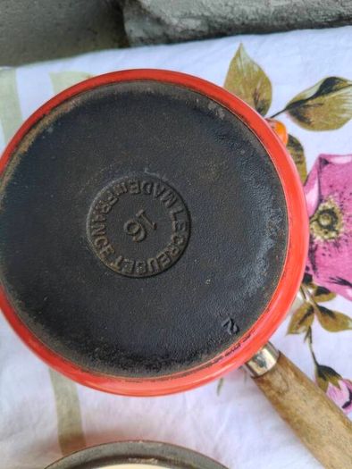 Le Creuset pot