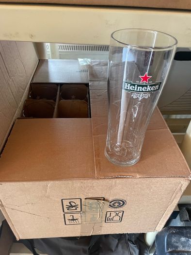 glasses Heineken pint glasses