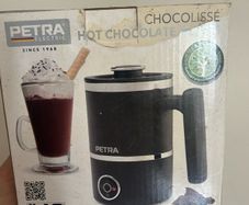 Hot chocolate maker