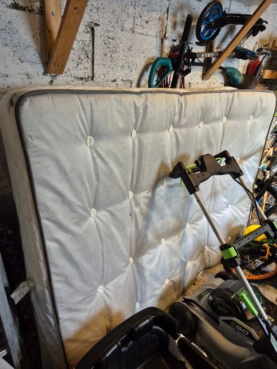 Double mattress  for free