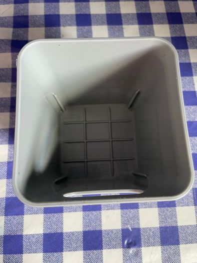 Small Kitchen/bathroom organiser