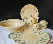 Bordallo Pinheiro Majolica Breakfast Set "Shamrock"