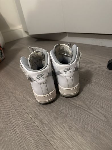 1 Nike Air Force 1