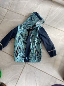 Kids Hooded Rain Jacket size age 6-8 years