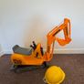 Digger Excavator ride on toy Image 4