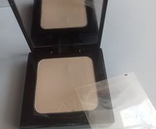 Laura Mercier Translucent Pressed Setting Powder