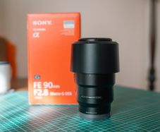 Sony 90mm macro lens