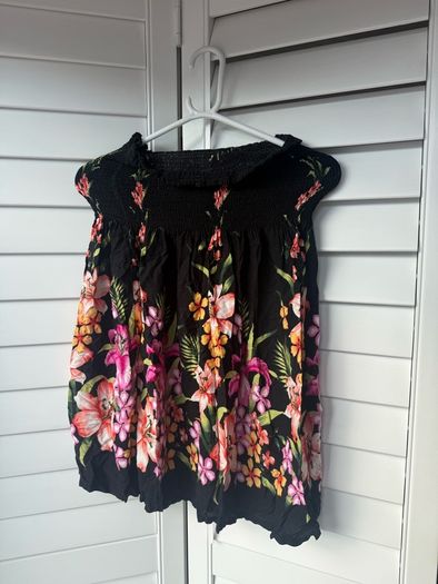 Bag of Clothes 12-14 Uk (12items)