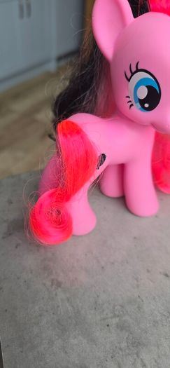 Large Pinkie Pie 5.5inch Boutique Styling with Black in hair MLP G4 My Little Pony 2010
