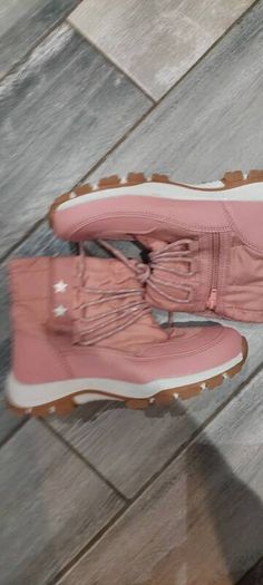 kids snow boots size 3