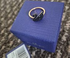 Genuine Swarovski Iconic Swan Ring