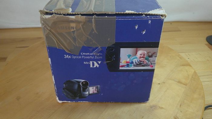 Samsung VP D371 MiniDV Digital Camcorder (PAL) Tested & Working Boxed with Accessories