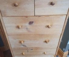 Chest of drawers