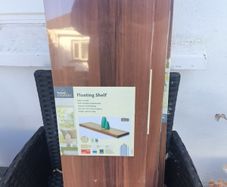floating shelf