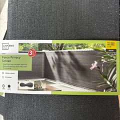 2 fence privacy screens