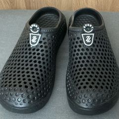 Plastic shoes
