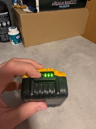 Dewalt 5Amp Battery Great condition