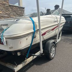 Rinker 182 Bowrider