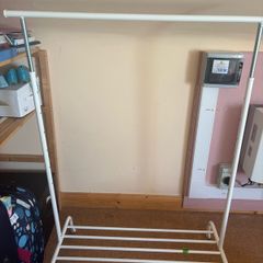 2 Clothes Rails