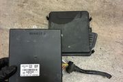 Genuine Renault Megane MK3 Scenic Under Bonnet Engine Bay Fuse Box &amp; Lid 284B67924R