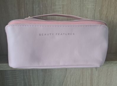 makeup bag 2e when 20e spent. 4each otherwise.  Products to show size. Several available