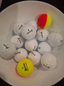 14 Srixon Golf balls