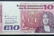 Ireland | 10 Pounds | 1979 | P.72a | HDC 935185 | aUNC