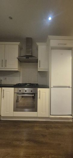 Kitchen & Appliances