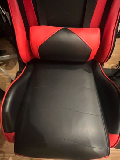 Gaming chair Black and red totally adjustable