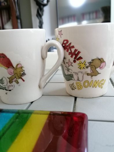 2 Vintage Tom and Jerry cups